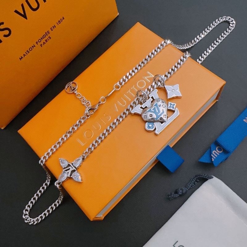 Louis Vuitton Necklaces